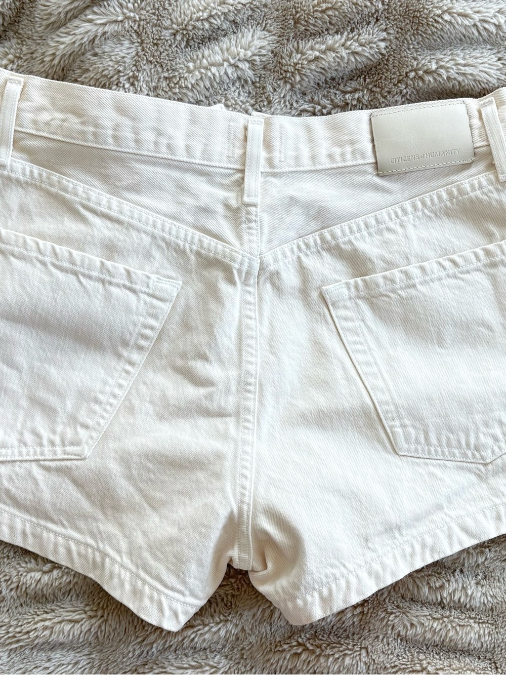 Citizens Of Humanity Off-White High-Rise Denim Shorts